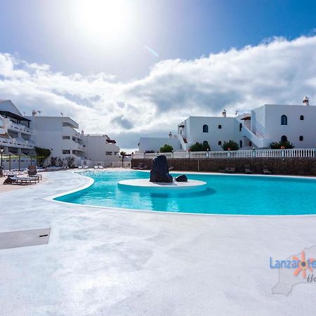 Vivienda Vacacional Rose Costa Teguise Exterior photo