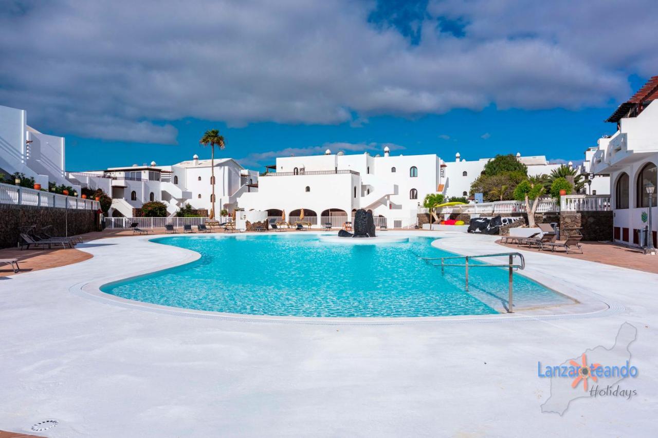 Vivienda Vacacional Rose Costa Teguise Exterior photo