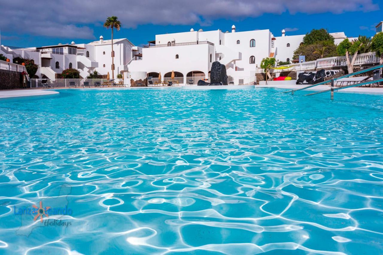 Vivienda Vacacional Rose Costa Teguise Exterior photo
